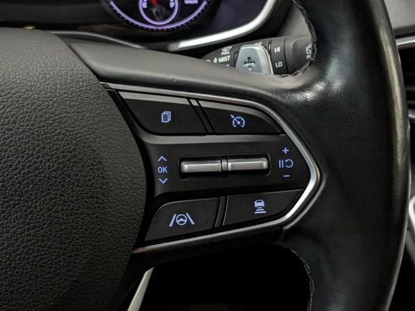 Hyundai Santa Fe IV Рестайлинг с пробегом 2020 года, цена 3 390 000 рублей, 81997 км, внедорожник, Автокод Объявления