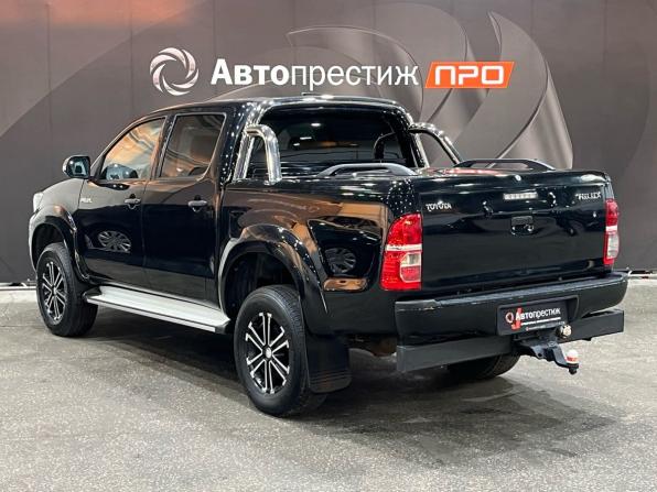 Toyota Hilux VII Рестайлинг с пробегом 2012 года, цена 2 350 000 рублей, 260954 км, offers.body_type.unknown, Автокод Объявления