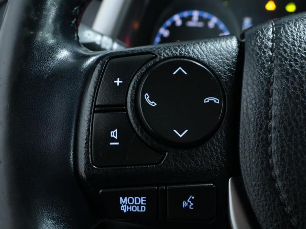 Toyota RAV4 IV (XA40) Рестайлинг с пробегом 2018 года, цена 2 592 300 рублей, 87344 км, внедорожник, Автокод Объявления