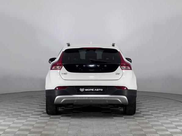 Volvo V40 Cross Country I Рестайлинг с пробегом 2016 года, цена 1 500 000 рублей, 212582 км, хэтчбек, Автокод Объявления
