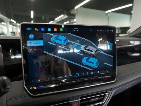 Volkswagen Tiguan III (China Market) с пробегом 2026 года, цена 4 640 000 рублей, 22 км, внедорожник, Автокод Объявления