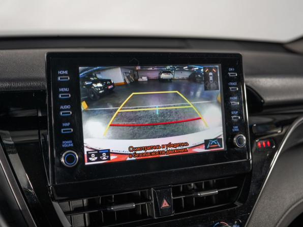Toyota Camry VIII (XV70) Рестайлинг с пробегом 2021 года, цена 3 200 000 рублей, 27755 км, седан, Автокод Объявления