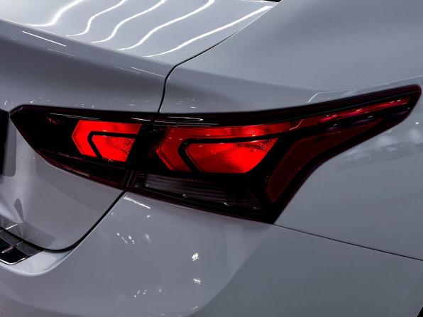 Hyundai Solaris II с пробегом 2017 года, цена 1 249 000 рублей, 140000 км, седан, Автокод Объявления