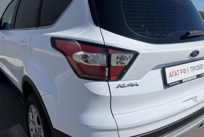 Ford Kuga II Рестайлинг с пробегом 2018 года, цена 1 685 000 рублей, 124000 км, внедорожник, Автокод Объявления