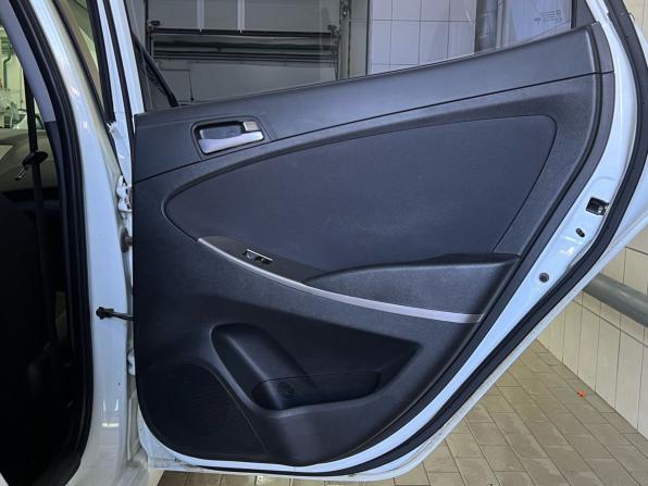 Hyundai Solaris I Рестайлинг с пробегом 2016 года, цена 1 099 000 рублей, 112414 км, седан, Автокод Объявления