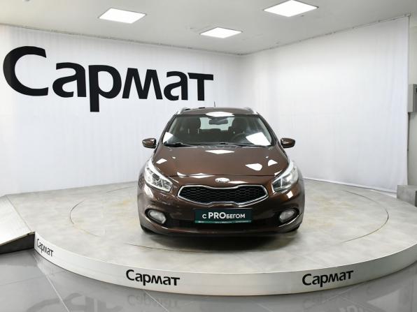 Kia Ceed II с пробегом 2013 года, цена 997 000 рублей, 230000 км, универсал, Автокод Объявления
