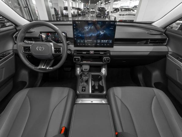 Toyota RAV4 VI (XA60) с пробегом 2026 года, цена 4 200 000 рублей, 23 км, внедорожник, Автокод Объявления
