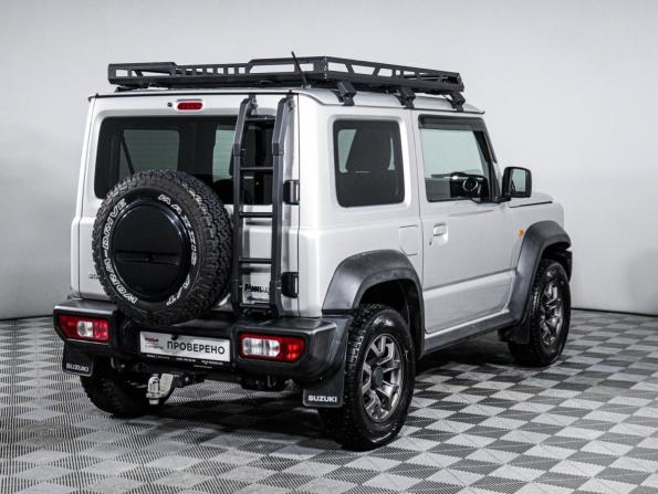Suzuki Jimny IV с пробегом 2022 года, цена 3 190 000 рублей, 69000 км, внедорожник, Автокод Объявления
