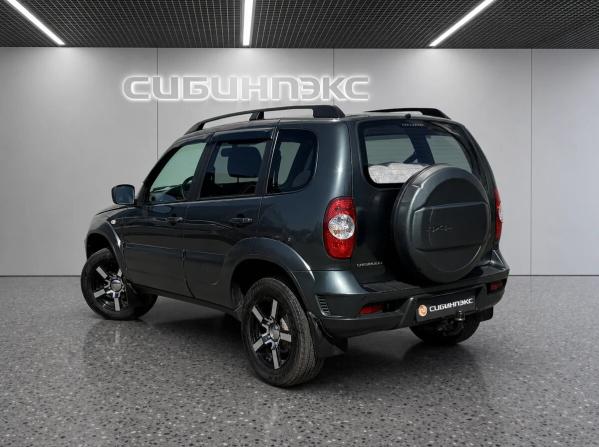 Chevrolet Niva I Рестайлинг с пробегом 2018 года, цена 839 000 рублей, 88652 км, внедорожник, Автокод Объявления