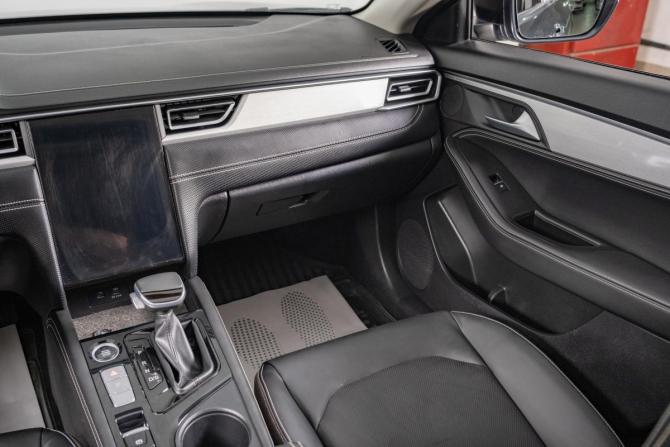 JAC J7 I с пробегом 2023 года, цена 1 439 000 рублей, 31500 км, лифтбек, Автокод Объявления