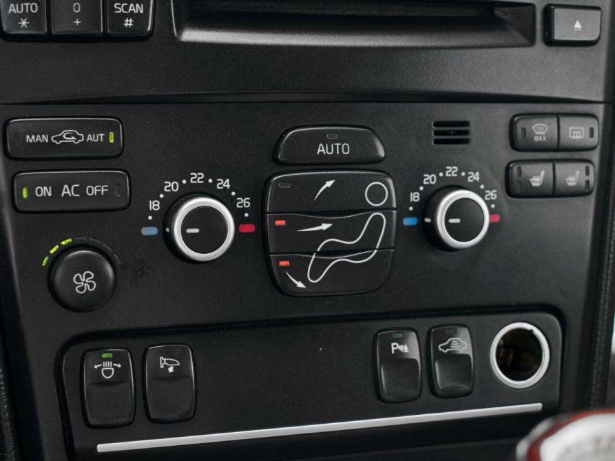 Volvo XC90 I Рестайлинг Екатеринбург  - изображение 18