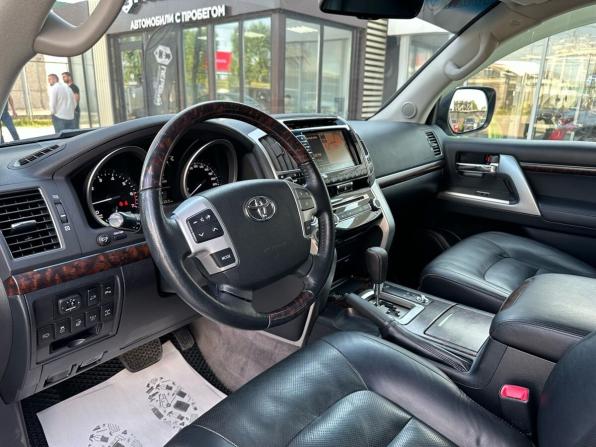 Toyota Land Cruiser 200 Series Рестайлинг 1 с пробегом 2012 года, цена 3 740 000 рублей, 153500 км, внедорожник, Автокод Объявления