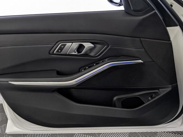 BMW 3 серии VII (G2x) с пробегом 2021 года, цена 3 695 000 рублей, 69905 км, седан, Автокод Объявления