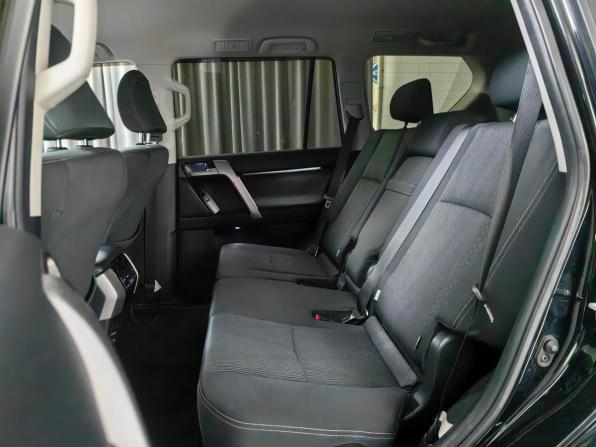 Toyota Land Cruiser Prado 150 Series Рестайлинг 2 с пробегом 2019 года, цена 4 077 000 рублей, 166171 км, внедорожник, Автокод Объявления