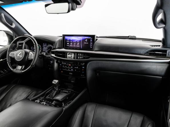 Lexus LX III Рестайлинг 2 с пробегом 2019 года, цена 7 500 000 рублей, 85310 км, внедорожник, Автокод Объявления