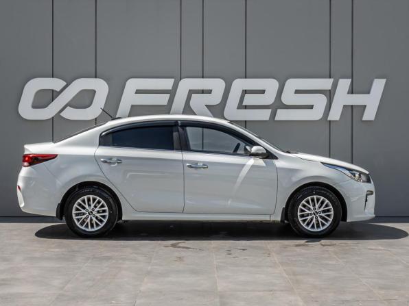 Kia Rio IV с пробегом 2018 года, цена 1 530 000 рублей, 102091 км, седан, Автокод Объявления