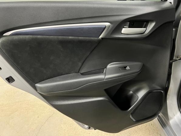 Honda Shuttle II с пробегом 2017 года, цена 1 227 000 рублей, 161336 км, универсал, Автокод Объявления