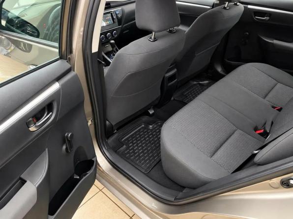 Toyota Corolla XI (E160 E170 E180) Рестайлинг 1 с пробегом 2017 года, цена 1 650 000 рублей, 67396 км, седан, Автокод Объявления