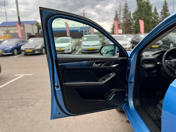 Haval Jolion I с пробегом 2023 года, цена 2 150 000 рублей, 30539 км, внедорожник, Автокод Объявления
