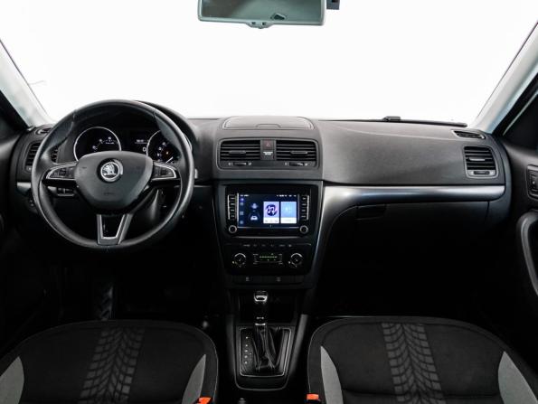 Skoda Yeti I Рестайлинг с пробегом 2015 года, цена 1 099 000 рублей, 170421 км, внедорожник, Автокод Объявления