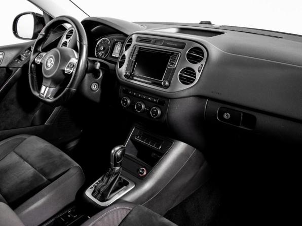 Volkswagen Tiguan I Рестайлинг с пробегом 2016 года, цена 1 690 000 рублей, 140500 км, внедорожник, Автокод Объявления