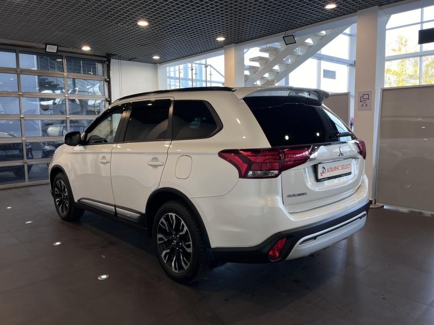 Mitsubishi Outlander III Рестайлинг 3 Чебоксары  - изображение 5