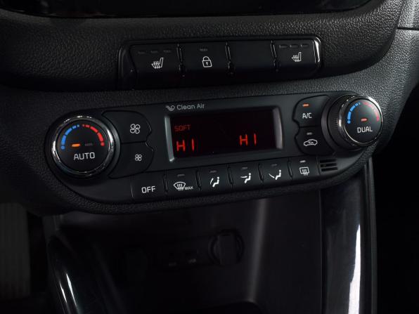 Kia Ceed II с пробегом 2012 года, цена 989 999 рублей, 243439 км, хэтчбек, Автокод Объявления