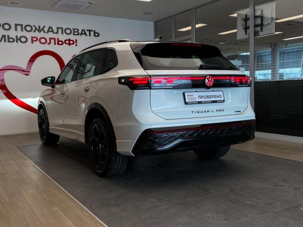 Volkswagen Tiguan III (China Market) с пробегом 2025 года, цена 4 250 000 рублей, 3004 км, внедорожник, Автокод Объявления