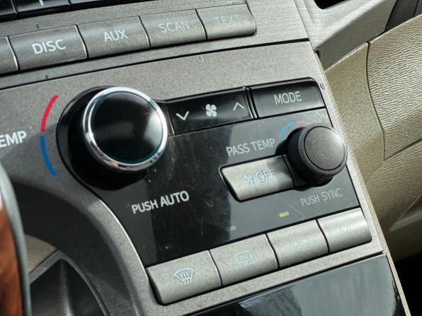 Toyota Venza I с пробегом 2011 года, цена 1 499 000 рублей, 183000 км, внедорожник, Автокод Объявления