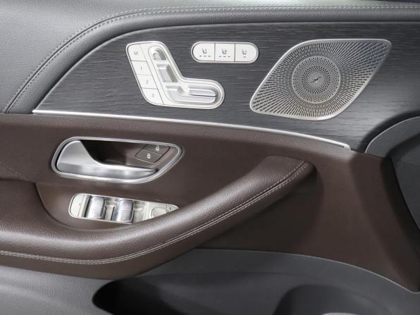 Mercedes-Benz GLS II (X167) с пробегом 2019 года, цена 6 599 900 рублей, 211796 км, внедорожник, Автокод Объявления