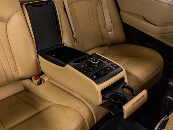 Hyundai Genesis II с пробегом 2014 года, цена 1 699 000 рублей, 193182 км, седан, Автокод Объявления