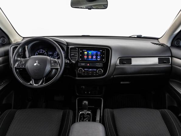 Mitsubishi Outlander III Рестайлинг 2 с пробегом 2018 года, цена 1 499 000 рублей, 151456 км, внедорожник, Автокод Объявления