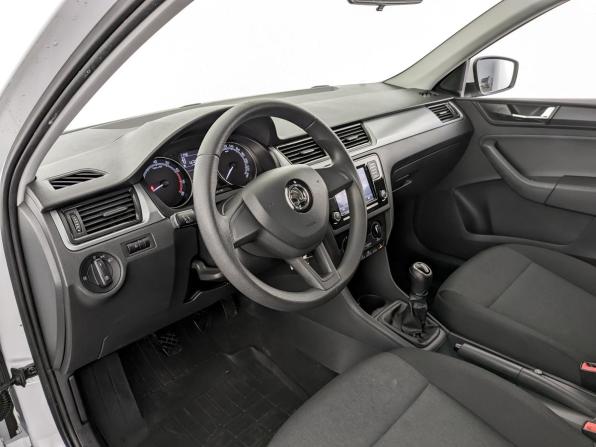 Skoda Rapid I Рестайлинг с пробегом 2018 года, цена 1 100 000 рублей, 91580 км, лифтбек, Автокод Объявления