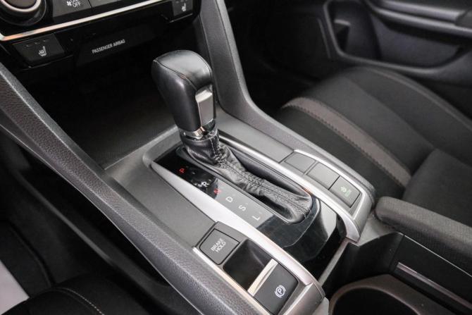 Honda Civic X с пробегом 2018 года, цена 2 349 000 рублей, 42432 км, седан, Автокод Объявления