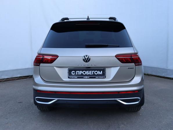 Volkswagen Tiguan II Рестайлинг с пробегом 2021 года, цена 3 099 000 рублей, 84544 км, внедорожник, Автокод Объявления