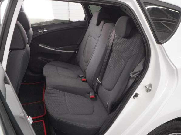 Hyundai Solaris I с пробегом 2013 года, цена 749 000 рублей, 229010 км, хэтчбек, Автокод Объявления