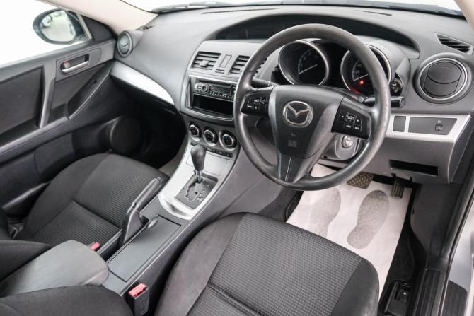Mazda Axela II с пробегом 2012 года, цена 879 000 рублей, 191631 км, седан, Автокод Объявления