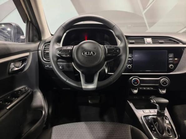 Kia Rio IV Рестайлинг с пробегом 2021 года, цена 1 730 000 рублей, 78480 км, седан, Автокод Объявления