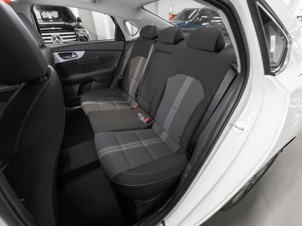 Kia Cerato IV Рестайлинг с пробегом 2025 года, цена 2 700 000 рублей, 951 км, седан, Автокод Объявления