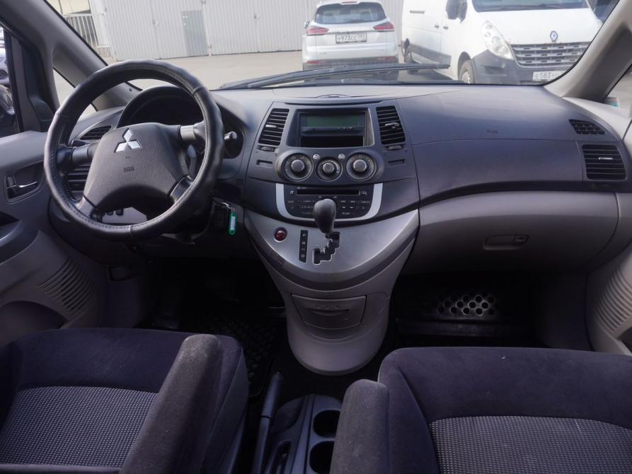 Mitsubishi Grandis I Москва  - изображение 14