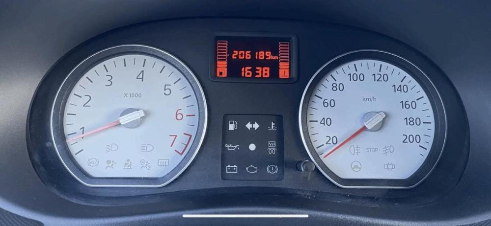 Renault Logan I Рестайлинг Тверь  - изображение 10