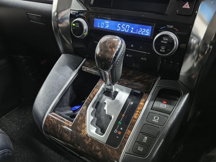 Toyota Vellfire II Рестайлинг Новосибирск  - изображение 18