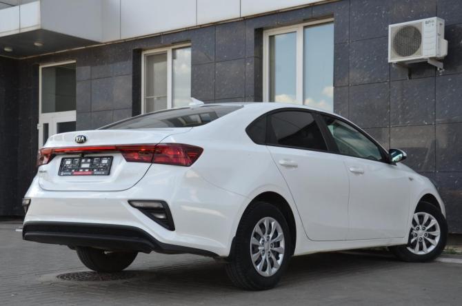 Kia Cerato IV Рестайлинг с пробегом 2021 года, цена 2 149 900 рублей, 50070 км, седан, Автокод Объявления