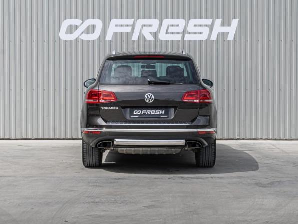 Volkswagen Touareg II Рестайлинг с пробегом 2015 года, цена 2 480 000 рублей, 238346 км, внедорожник, Автокод Объявления