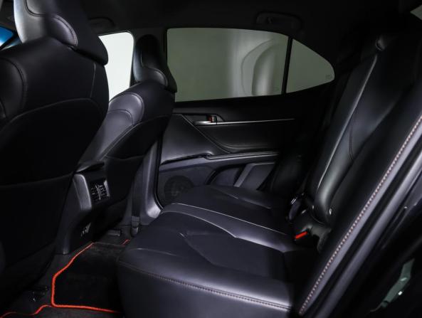 Toyota Camry VIII (XV70) с пробегом 2019 года, цена 2 890 000 рублей, 130802 км, седан, Автокод Объявления