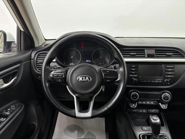 Kia Rio IV с пробегом 2017 года, цена 930 000 рублей, 202208 км, седан, Автокод Объявления
