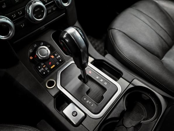 Land Rover Discovery IV с пробегом 2010 года, цена 1 510 000 рублей, 212245 км, внедорожник, Автокод Объявления