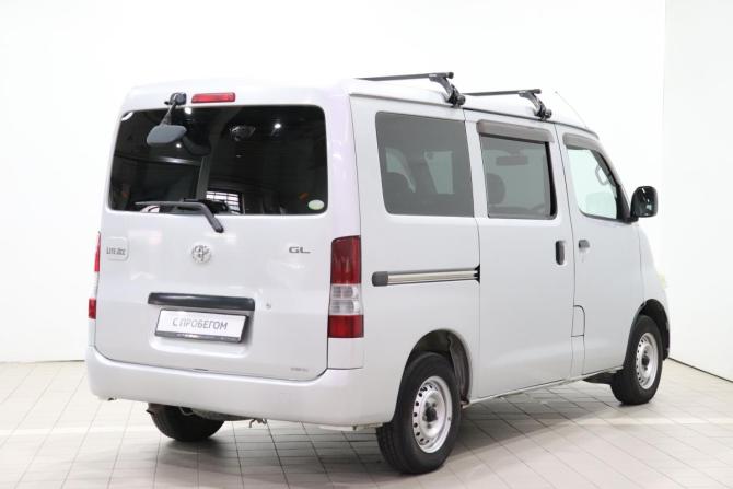 Toyota Lite Ace VI с пробегом 2011 года, цена 740 000 рублей, 203816 км, минивэн, Автокод Объявления