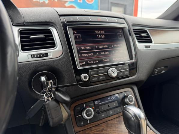 Volkswagen Touareg II Рестайлинг с пробегом 2016 года, цена 2 900 000 рублей, 167100 км, внедорожник, Автокод Объявления