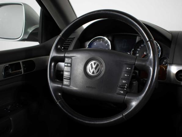 Volkswagen Touareg I Рестайлинг с пробегом 2008 года, цена 1 030 000 рублей, 275000 км, внедорожник, Автокод Объявления